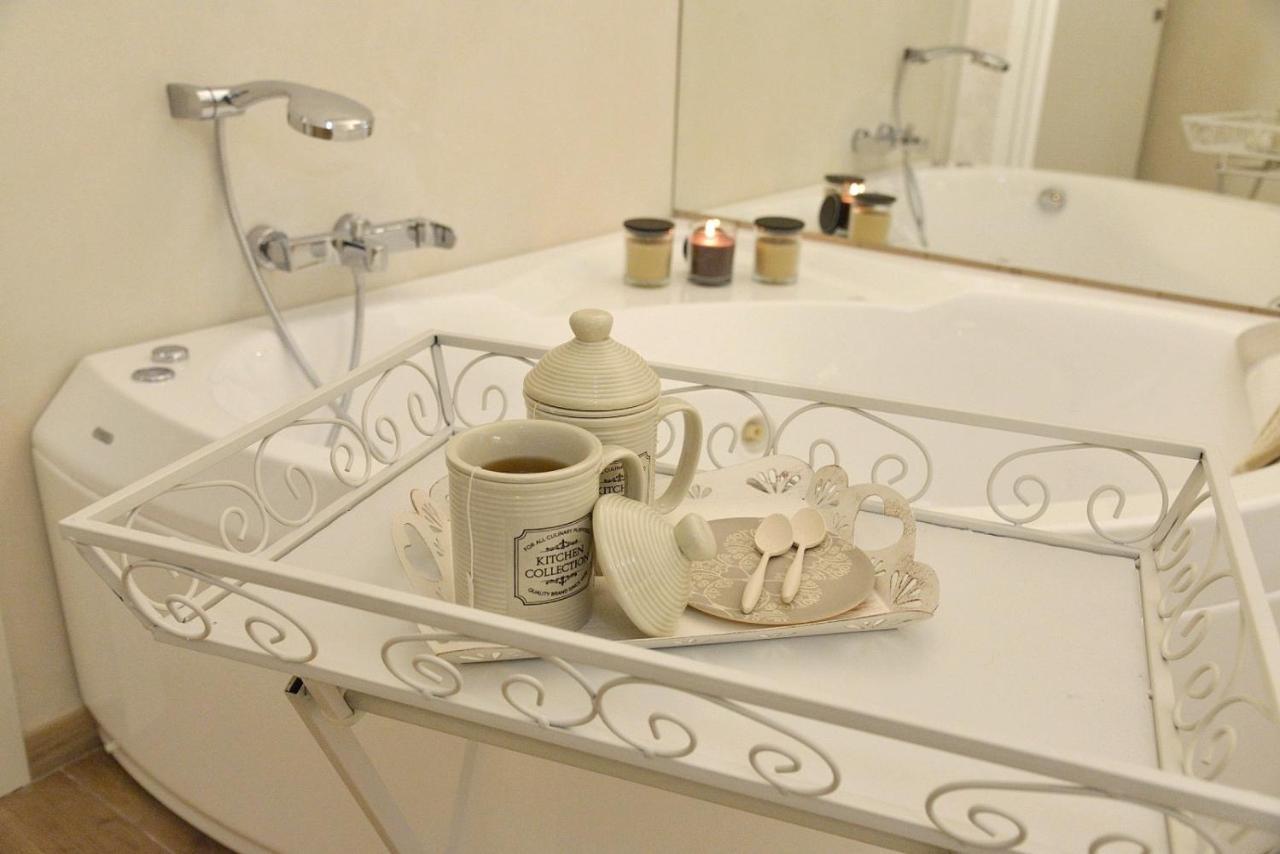 Suite Vitti 5 - Puglia Mia Apartments โมโนโปลี ภายนอก รูปภาพ