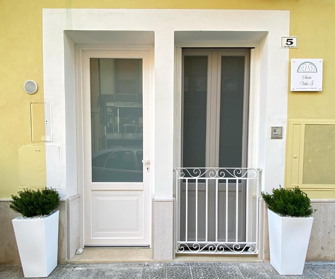 Suite Vitti 5 - Puglia Mia Apartments โมโนโปลี ภายนอก รูปภาพ